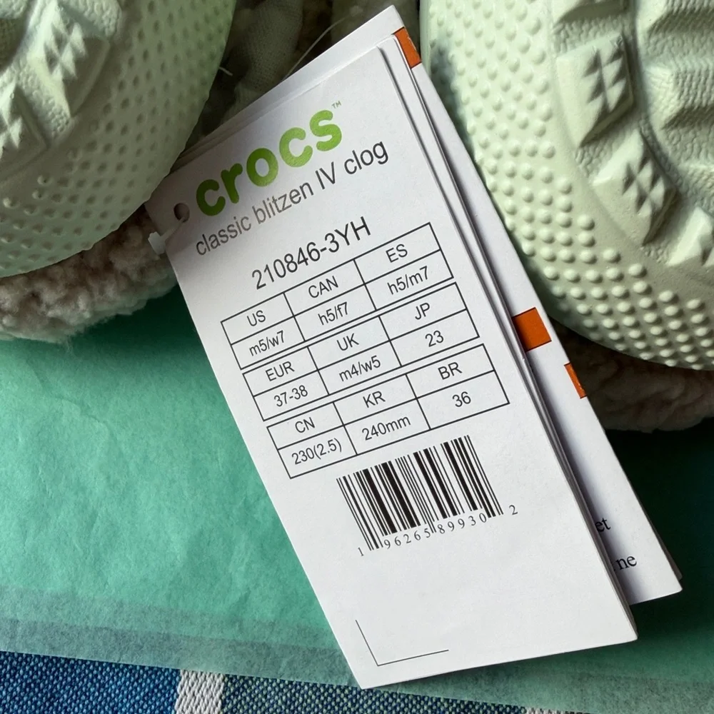 🛌 CROCS LINED CLOGS 🛌 NWT 🛌 - Picture 13 of 16